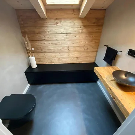 Bergchaletweitblick * Grainet