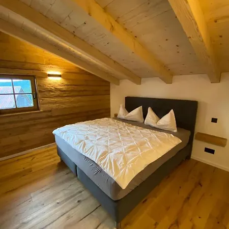 Bergchaletweitblick *