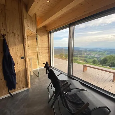 Bergchaletweitblick Alpehytte *