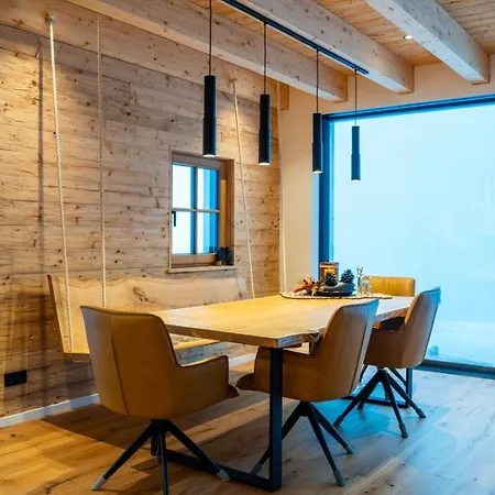 Alpehytte Bergchaletweitblick