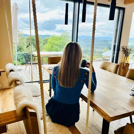 Bergchaletweitblick Alpehytte