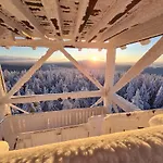 Bergchaletweitblick 木屋 *