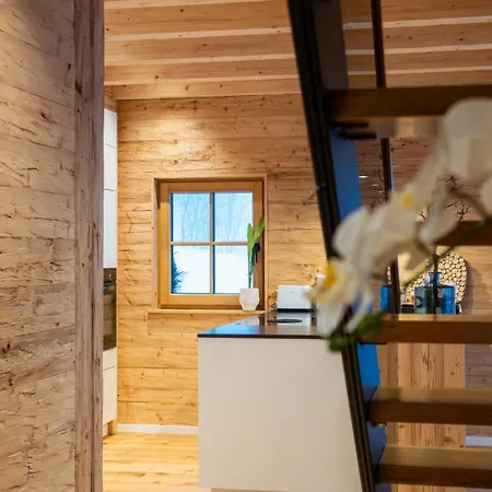 Bergchaletweitblick * Grainet