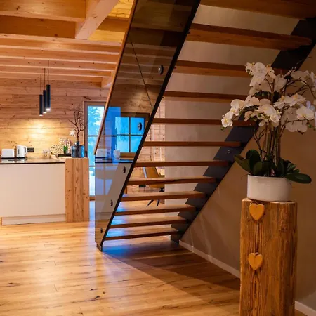 Bergchaletweitblick Chalet *