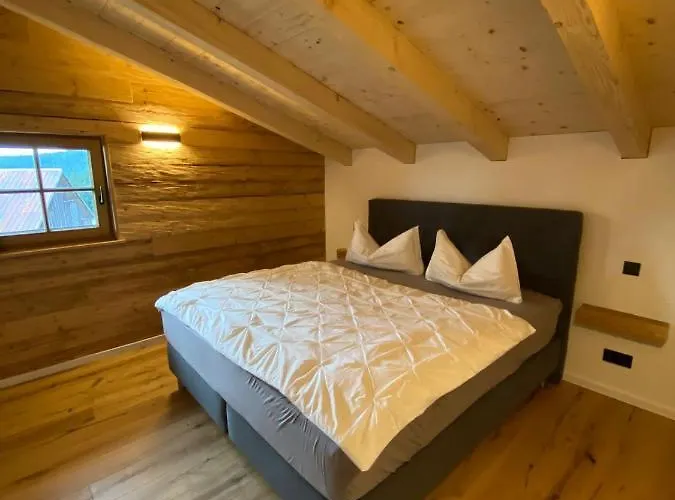 Bergchaletweitblick *