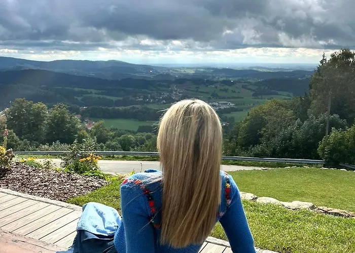 Bergchaletweitblick *